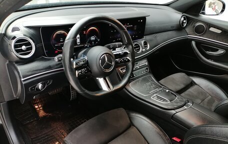 Mercedes-Benz E-Класс, 2021 год, 2 899 000 рублей, 9 фотография