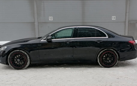 Mercedes-Benz E-Класс, 2021 год, 2 899 000 рублей, 8 фотография