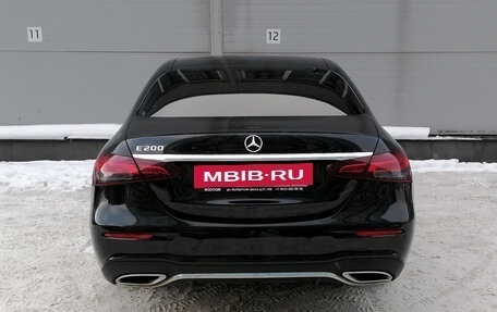 Mercedes-Benz E-Класс, 2021 год, 2 899 000 рублей, 6 фотография