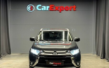 Mitsubishi Outlander III рестайлинг 3, 2017 год, 2 380 000 рублей, 6 фотография