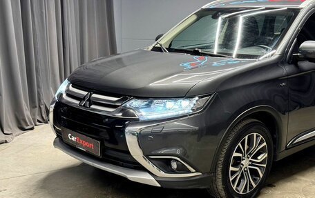 Mitsubishi Outlander III рестайлинг 3, 2017 год, 2 380 000 рублей, 21 фотография