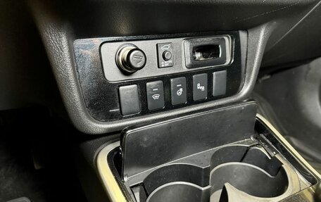 Mitsubishi Outlander III рестайлинг 3, 2017 год, 2 380 000 рублей, 34 фотография