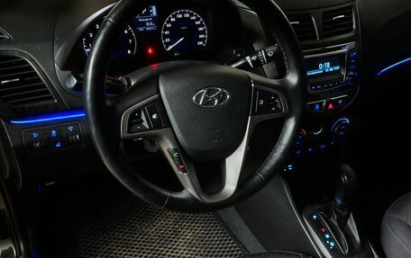 Hyundai Solaris II рестайлинг, 2015 год, 1 520 000 рублей, 14 фотография