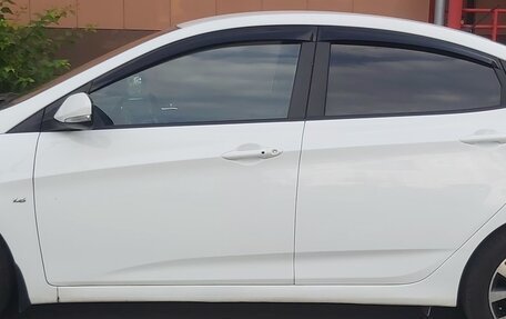 Hyundai Solaris II рестайлинг, 2013 год, 820 000 рублей, 8 фотография