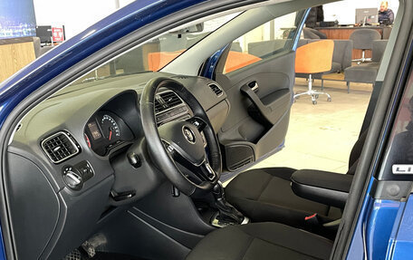 Volkswagen Polo VI (EU Market), 2017 год, 939 000 рублей, 10 фотография