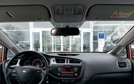 KIA cee'd III, 2014 год, 950 000 рублей, 18 фотография