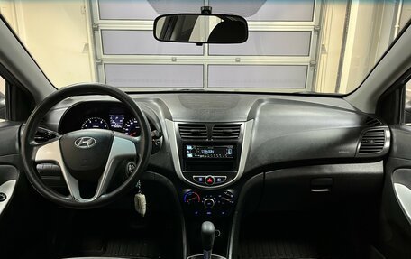 Hyundai Solaris II рестайлинг, 2011 год, 827 000 рублей, 9 фотография