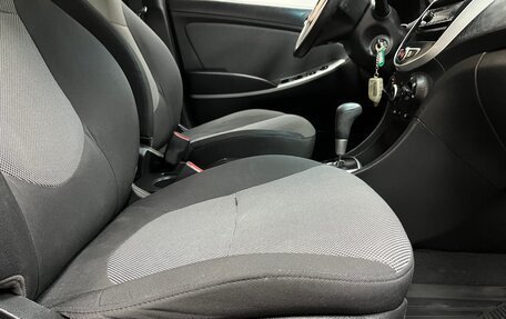 Hyundai Solaris II рестайлинг, 2011 год, 827 000 рублей, 14 фотография