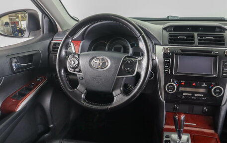 Toyota Camry, 2014 год, 1 689 000 рублей, 14 фотография