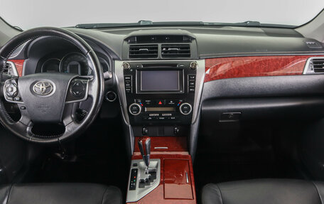 Toyota Camry, 2014 год, 1 689 000 рублей, 15 фотография