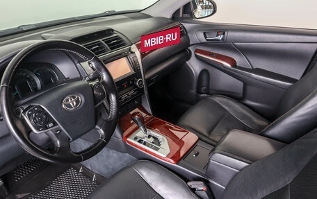 Toyota Camry, 2014 год, 1 689 000 рублей, 10 фотография