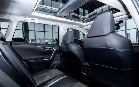 Toyota RAV4, 2025 год, 4 379 000 рублей, 10 фотография