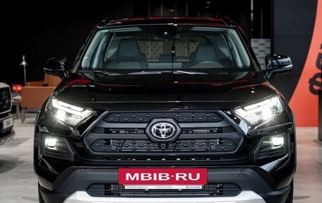 Toyota RAV4, 2025 год, 4 379 000 рублей, 2 фотография