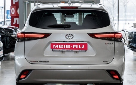 Toyota Highlander, 2025 год, 6 139 000 рублей, 5 фотография