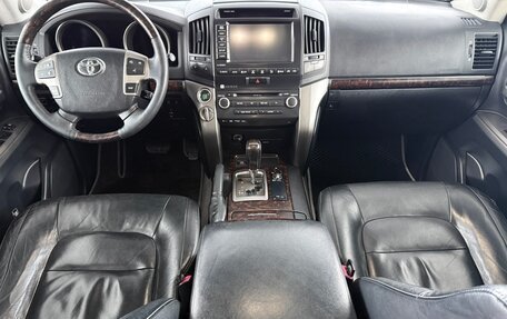 Toyota Land Cruiser 200, 2011 год, 3 560 000 рублей, 14 фотография