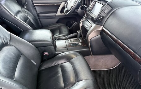 Toyota Land Cruiser 200, 2011 год, 3 560 000 рублей, 22 фотография