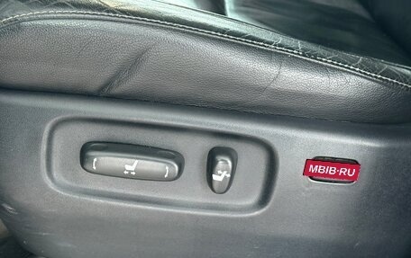 Toyota Land Cruiser 200, 2011 год, 3 560 000 рублей, 19 фотография