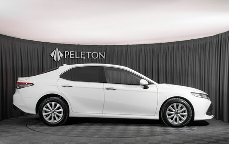 Toyota Camry, 2019 год, 2 280 000 рублей, 7 фотография
