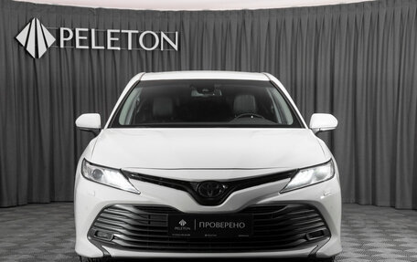 Toyota Camry, 2019 год, 2 280 000 рублей, 3 фотография