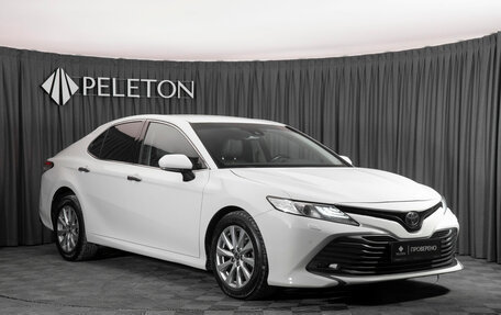 Toyota Camry, 2019 год, 2 280 000 рублей, 2 фотография