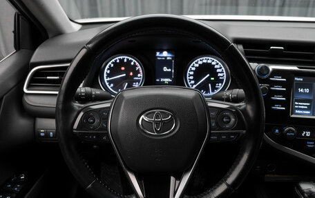 Toyota Camry, 2019 год, 2 280 000 рублей, 12 фотография