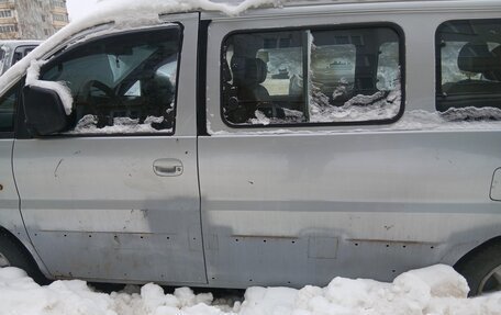 Hyundai Starex I рестайлинг, 2003 год, 600 000 рублей, 2 фотография