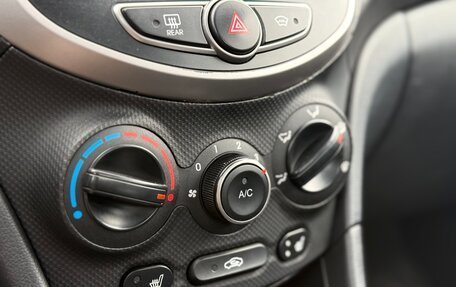 Hyundai Solaris II рестайлинг, 2014 год, 842 000 рублей, 19 фотография