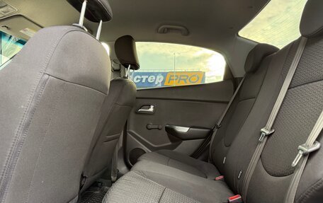 KIA Rio III рестайлинг, 2013 год, 999 000 рублей, 4 фотография