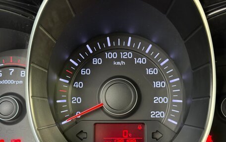 KIA Rio III рестайлинг, 2013 год, 999 000 рублей, 18 фотография