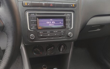 Volkswagen Polo VI (EU Market), 2015 год, 1 050 000 рублей, 10 фотография