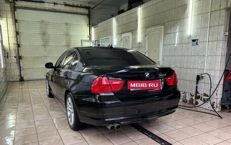 BMW 3 серия, 2011 год, 1 190 000 рублей, 18 фотография