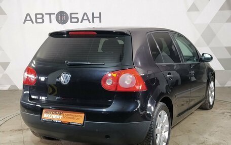Volkswagen Golf V, 2005 год, 439 000 рублей, 3 фотография