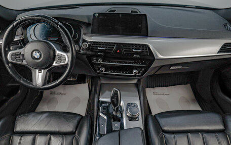 BMW 5 серия, 2017 год, 3 749 000 рублей, 11 фотография