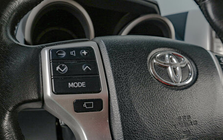 Toyota Land Cruiser Prado 150 рестайлинг 2, 2013 год, 2 599 000 рублей, 11 фотография