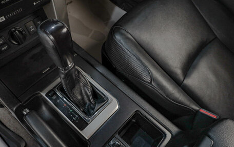 Toyota Land Cruiser Prado 150 рестайлинг 2, 2013 год, 2 599 000 рублей, 16 фотография