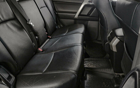 Toyota Land Cruiser Prado 150 рестайлинг 2, 2013 год, 2 599 000 рублей, 20 фотография