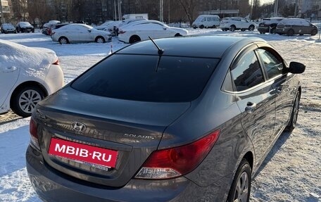 Hyundai Solaris II рестайлинг, 2012 год, 750 000 рублей, 3 фотография