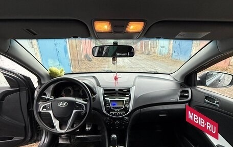 Hyundai Solaris II рестайлинг, 2012 год, 750 000 рублей, 13 фотография