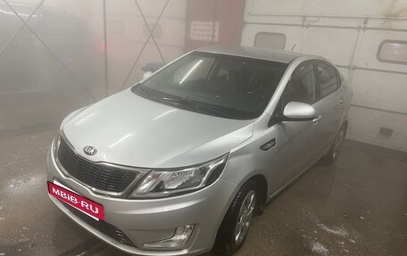 KIA Rio III рестайлинг, 2014 год, 1 300 000 рублей, 3 фотография