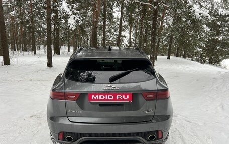 Jaguar E-Pace, 2020 год, 3 300 000 рублей, 5 фотография