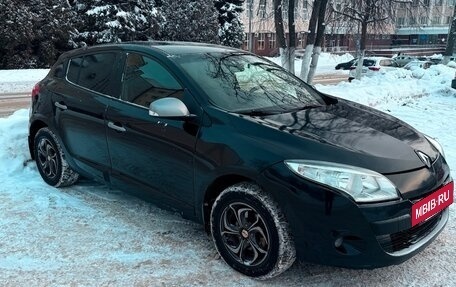 Renault Megane III, 2011 год, 590 000 рублей, 2 фотография
