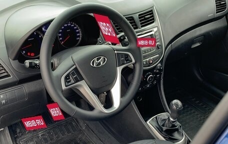 Hyundai Solaris II рестайлинг, 2015 год, 820 000 рублей, 4 фотография