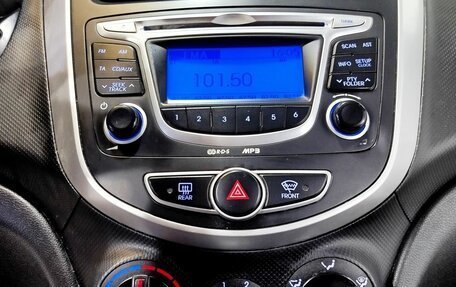 Hyundai Solaris II рестайлинг, 2013 год, 770 000 рублей, 14 фотография