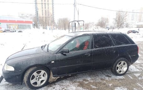 Audi A4, 2000 год, 300 000 рублей, 1 фотография