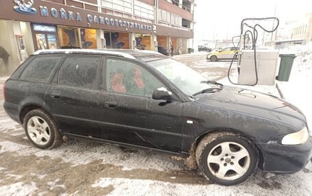 Audi A4, 2000 год, 300 000 рублей, 2 фотография