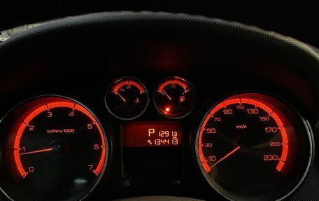 Peugeot 308 II, 2011 год, 475 000 рублей, 2 фотография