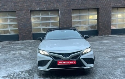 Toyota Camry, 2023 год, 5 600 000 рублей, 1 фотография