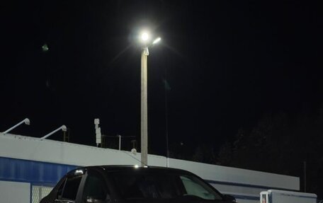 Renault Logan II, 2020 год, 900 000 рублей, 1 фотография