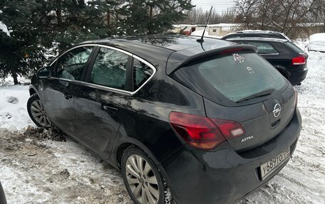 Opel Astra J, 2012 год, 600 000 рублей, 9 фотография