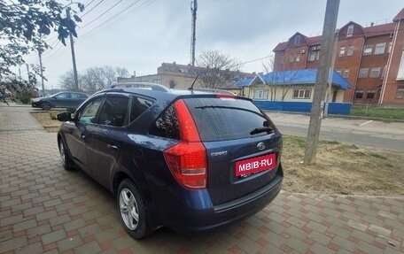 KIA cee'd I рестайлинг, 2011 год, 830 000 рублей, 2 фотография